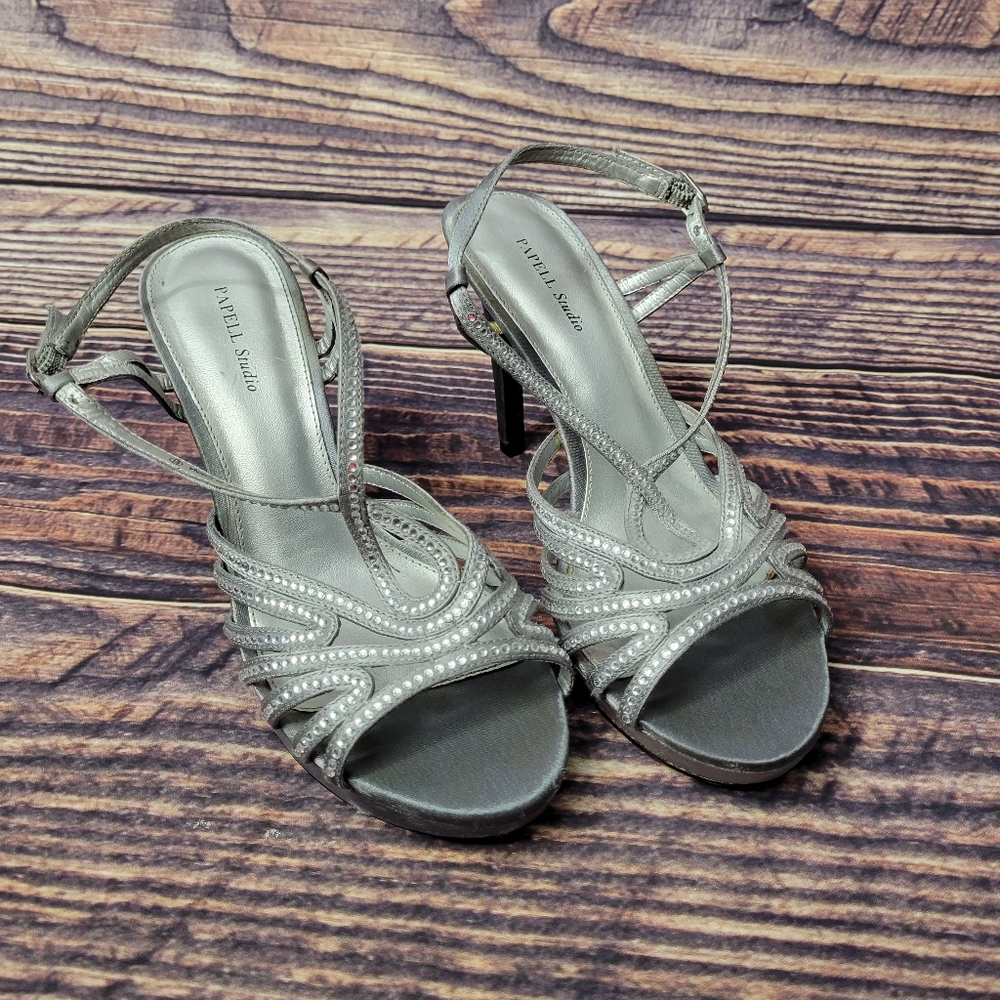 Papell Studio Gray heels with silver Sparkly studs. Size 7.